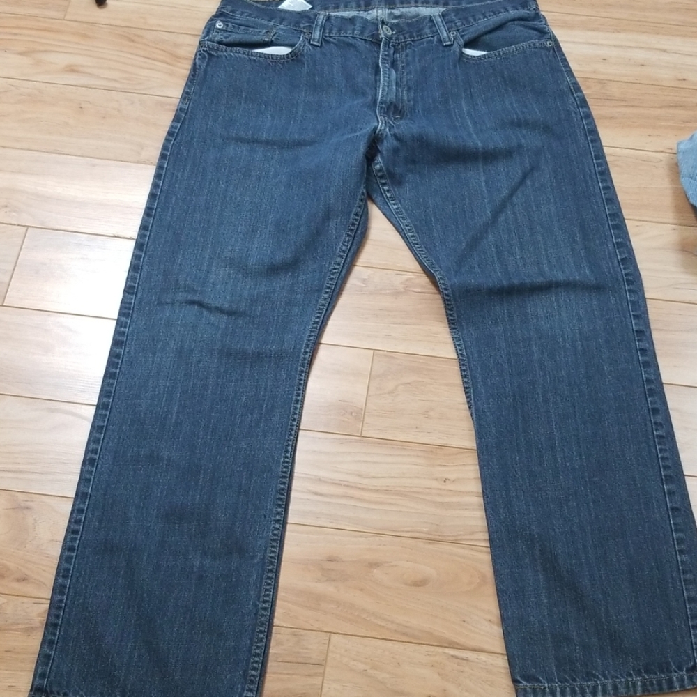Levis 514 size 38 X 32 - Picture 5 of 8